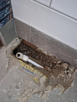 Finding a hidden leak in a burst pipe